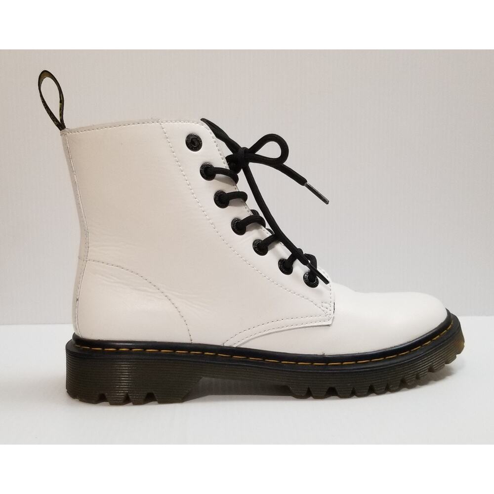 Dr Martens Womens Luana Boot Size 9 White Leather Lace Up 7 Eyes Combat Bootie